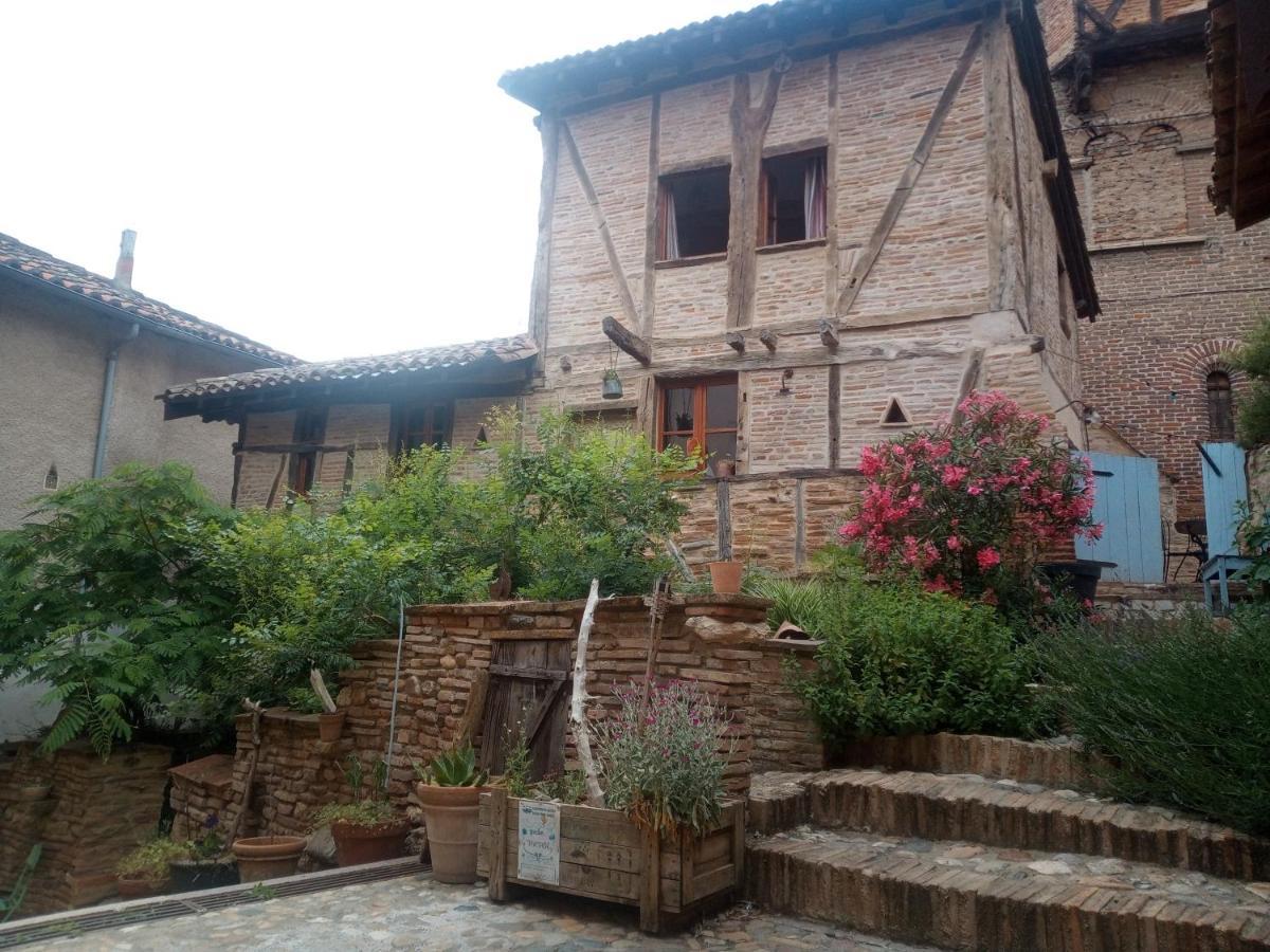 Bed and Breakfast La Lauze Et L'Anguille Gaillac Esterno foto