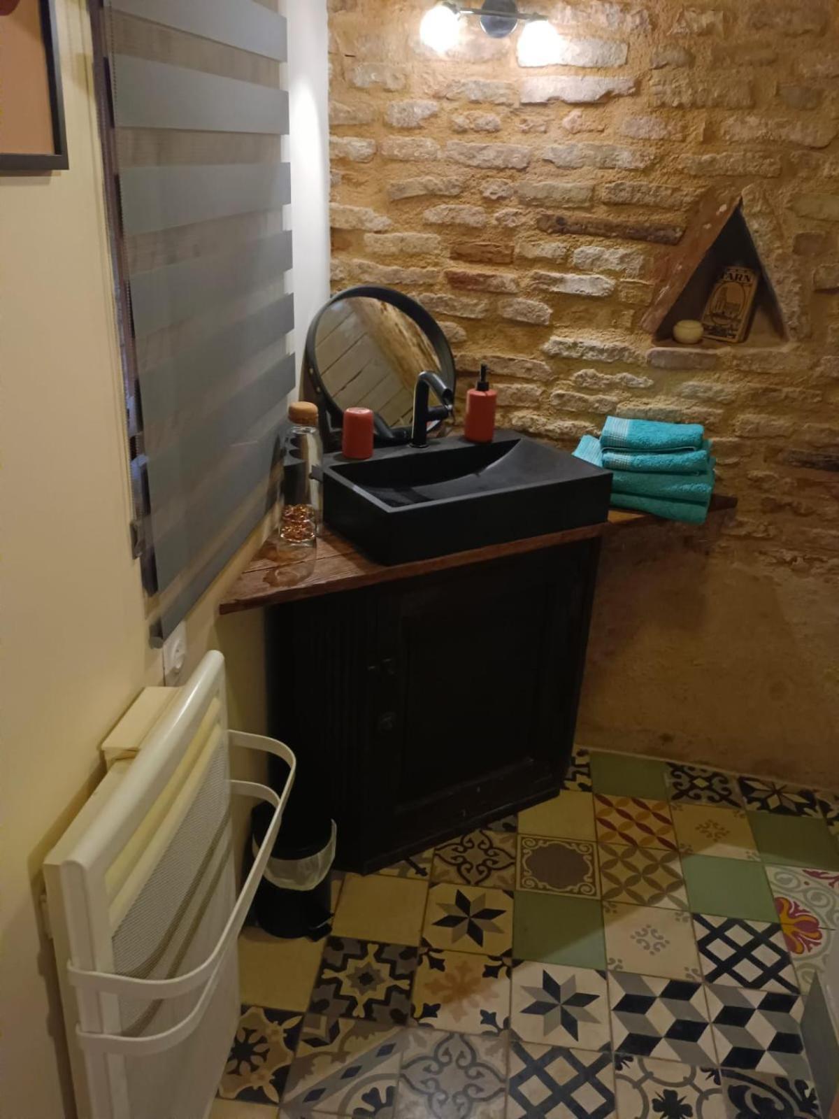 Bed and Breakfast La Lauze Et L'Anguille Gaillac Esterno foto