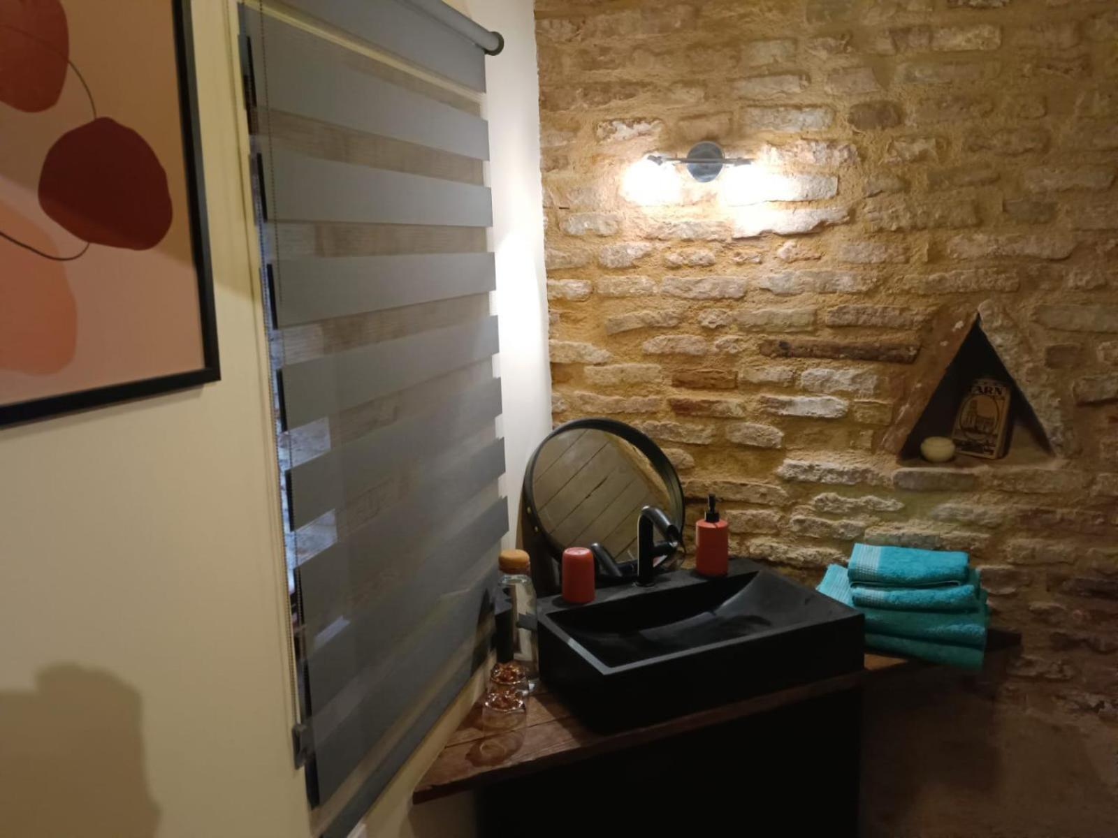 Bed and Breakfast La Lauze Et L'Anguille Gaillac Esterno foto