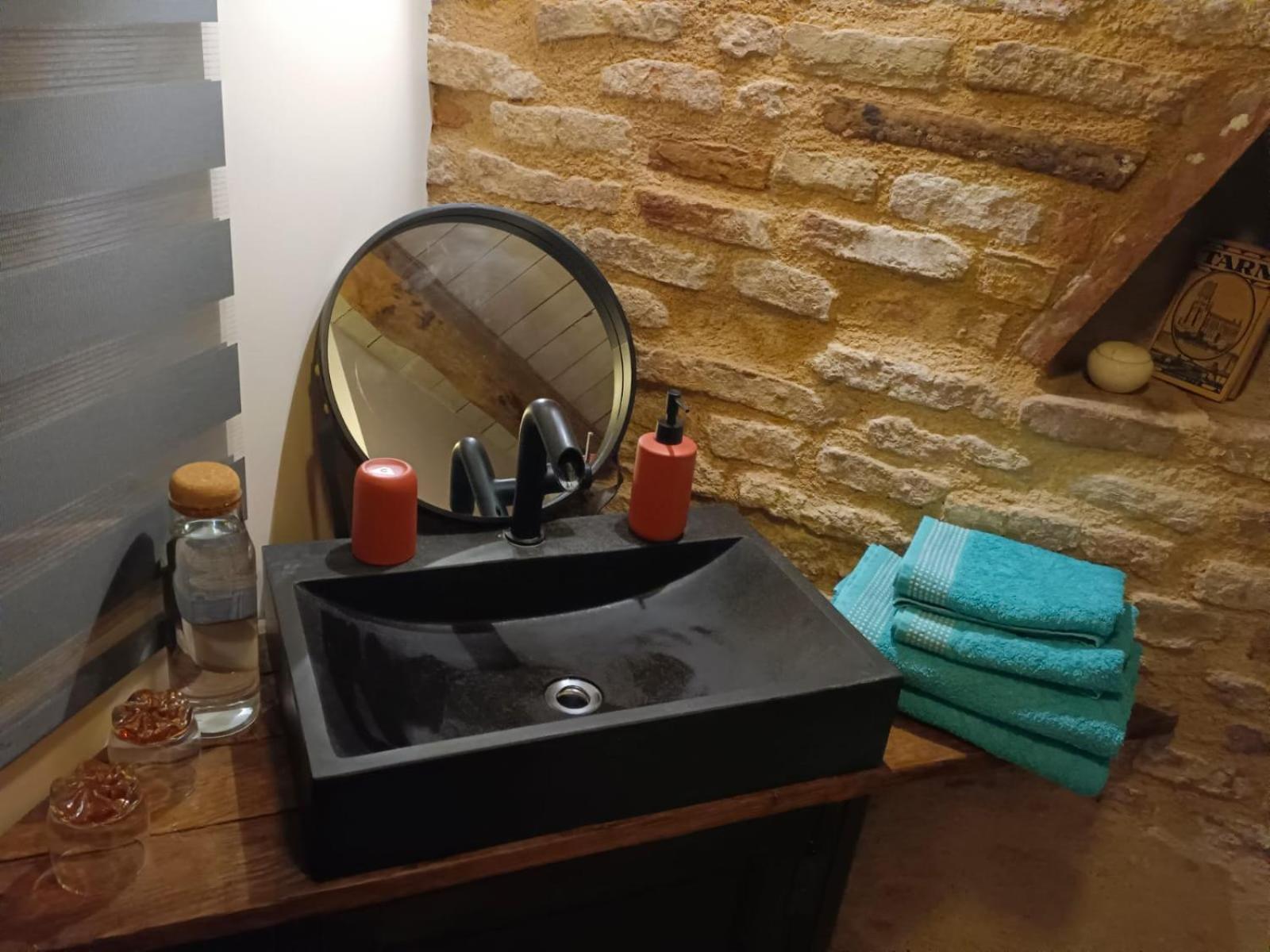 Bed and Breakfast La Lauze Et L'Anguille Gaillac Esterno foto