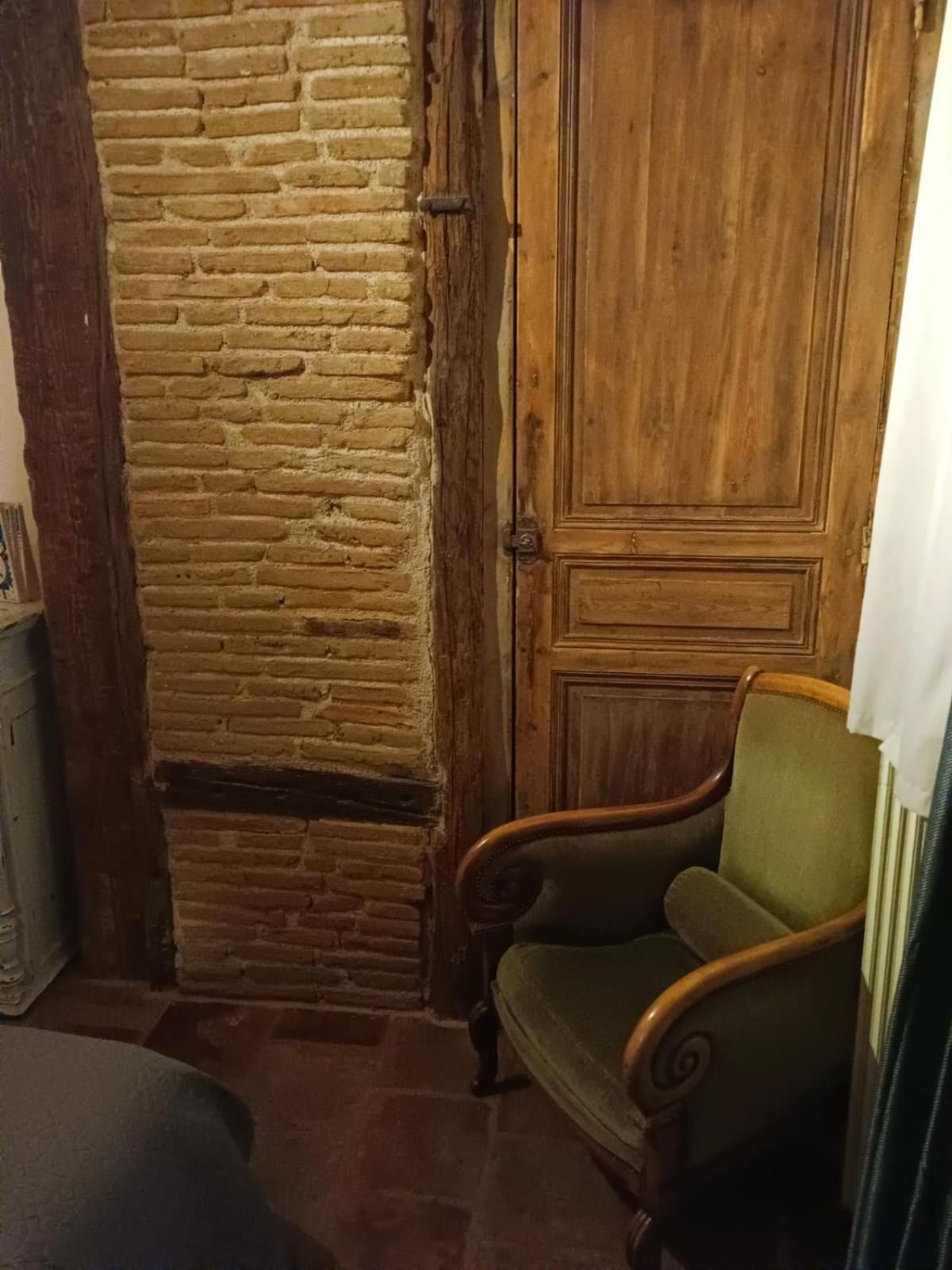 Bed and Breakfast La Lauze Et L'Anguille Gaillac Esterno foto