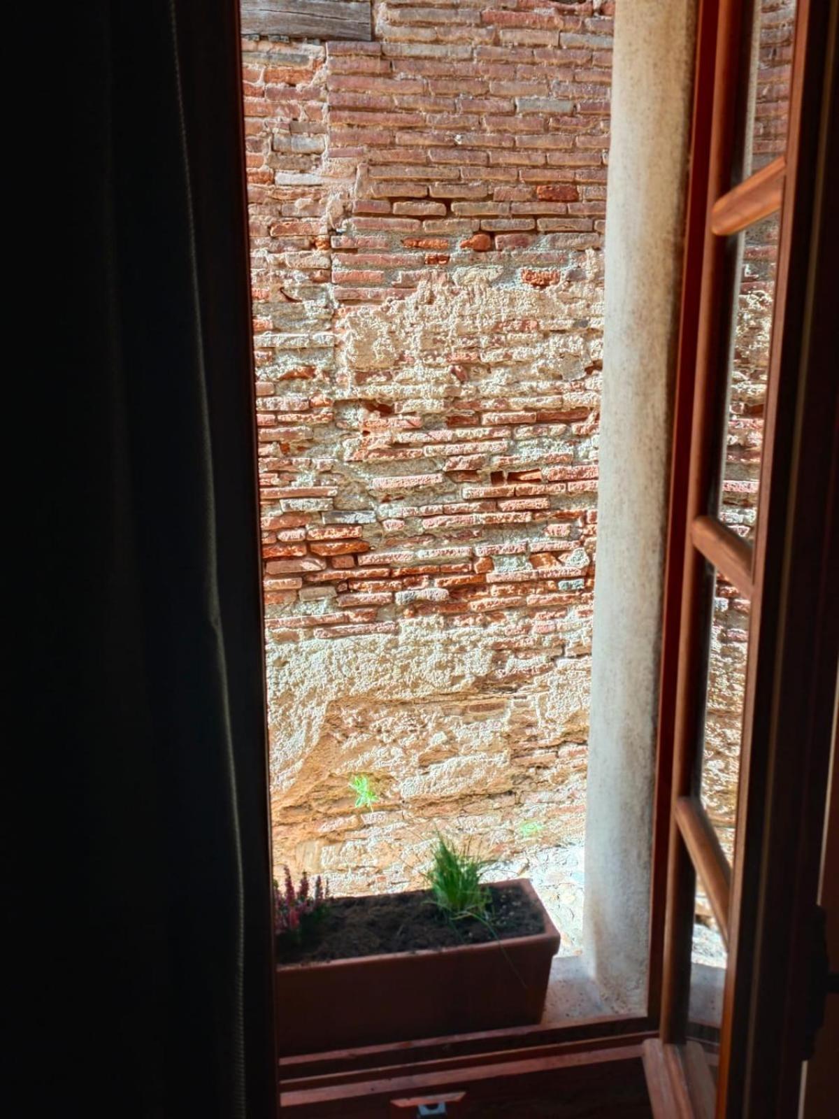 Bed and Breakfast La Lauze Et L'Anguille Gaillac Esterno foto